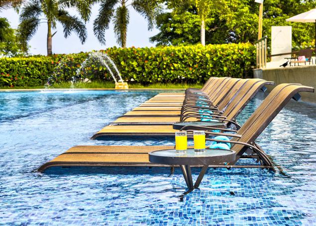 Pool Bar ESTELAR Playa Manzanillo Hotel Cartagena de Indias